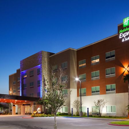 Holiday Inn Express&Suites Edinburg- Mcallen Area, an IHG Hotel Exterior foto