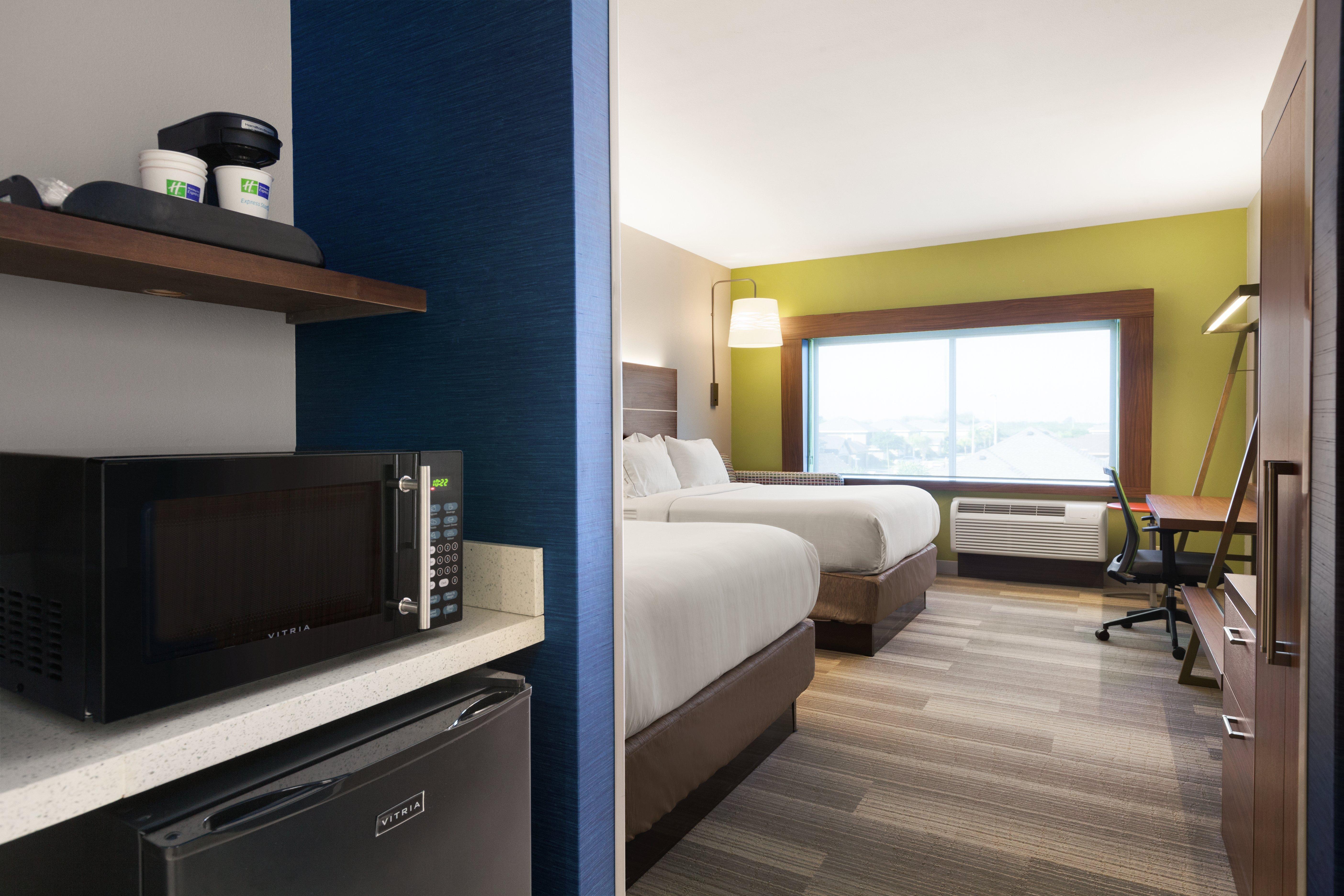 Holiday Inn Express&Suites Edinburg- Mcallen Area, an IHG Hotel Exterior foto